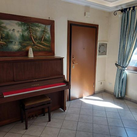 Al Capolinea Hotell Roma Eksteriør bilde